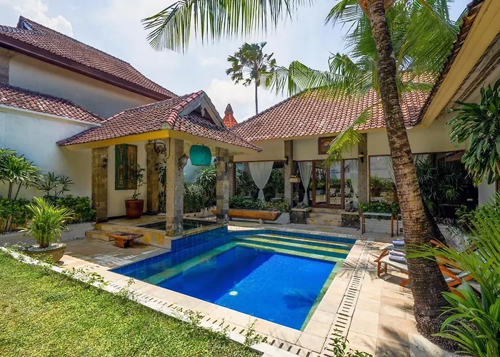 فيلة Chandi 2 - Legian - - 5 Bedroom 4 Bathroom - Great Location ! سمينياك