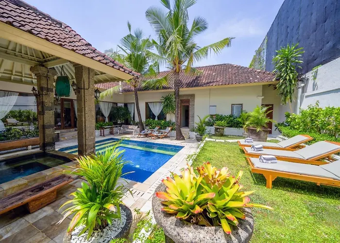 فيلة Chandi 2 - Legian - - 5 Bedroom 4 Bathroom - Great Location ! سمينياك