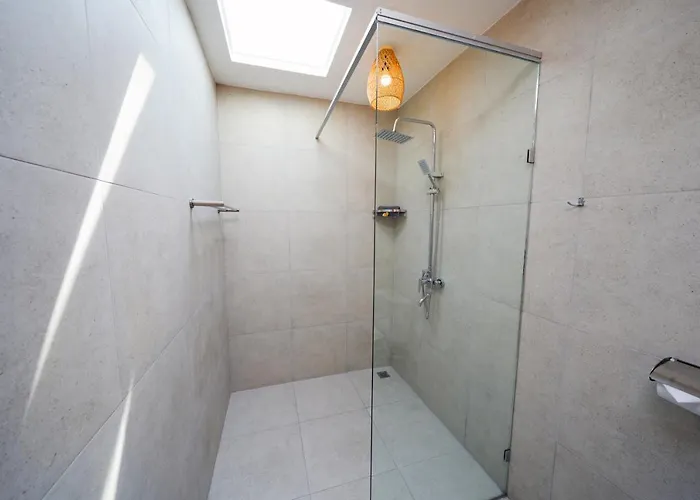 فيلة Chandi 2 - Legian - - 5 Bedroom 4 Bathroom - Great Location ! *